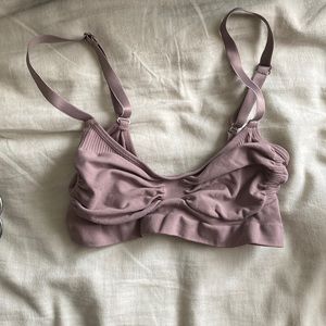 Skims seamless sculpting bra